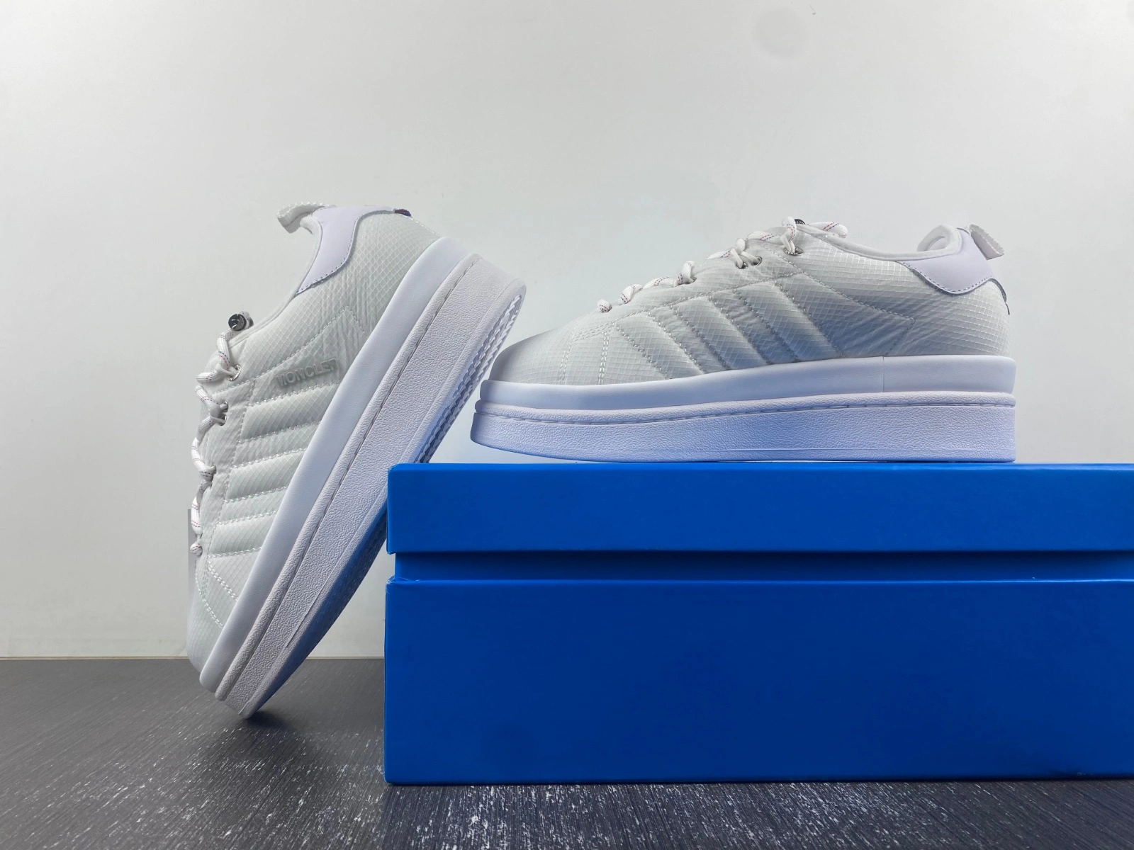 Campus M*oncler Core White IG Durable 2758