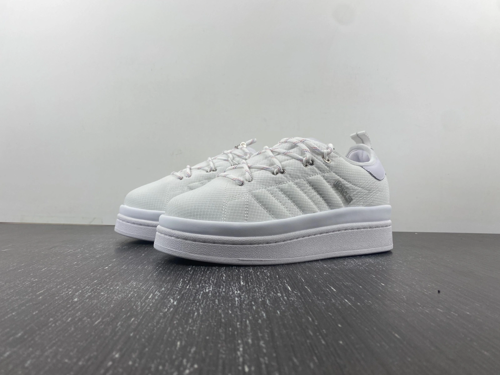Campus M*oncler Core White IG Durable 2758
