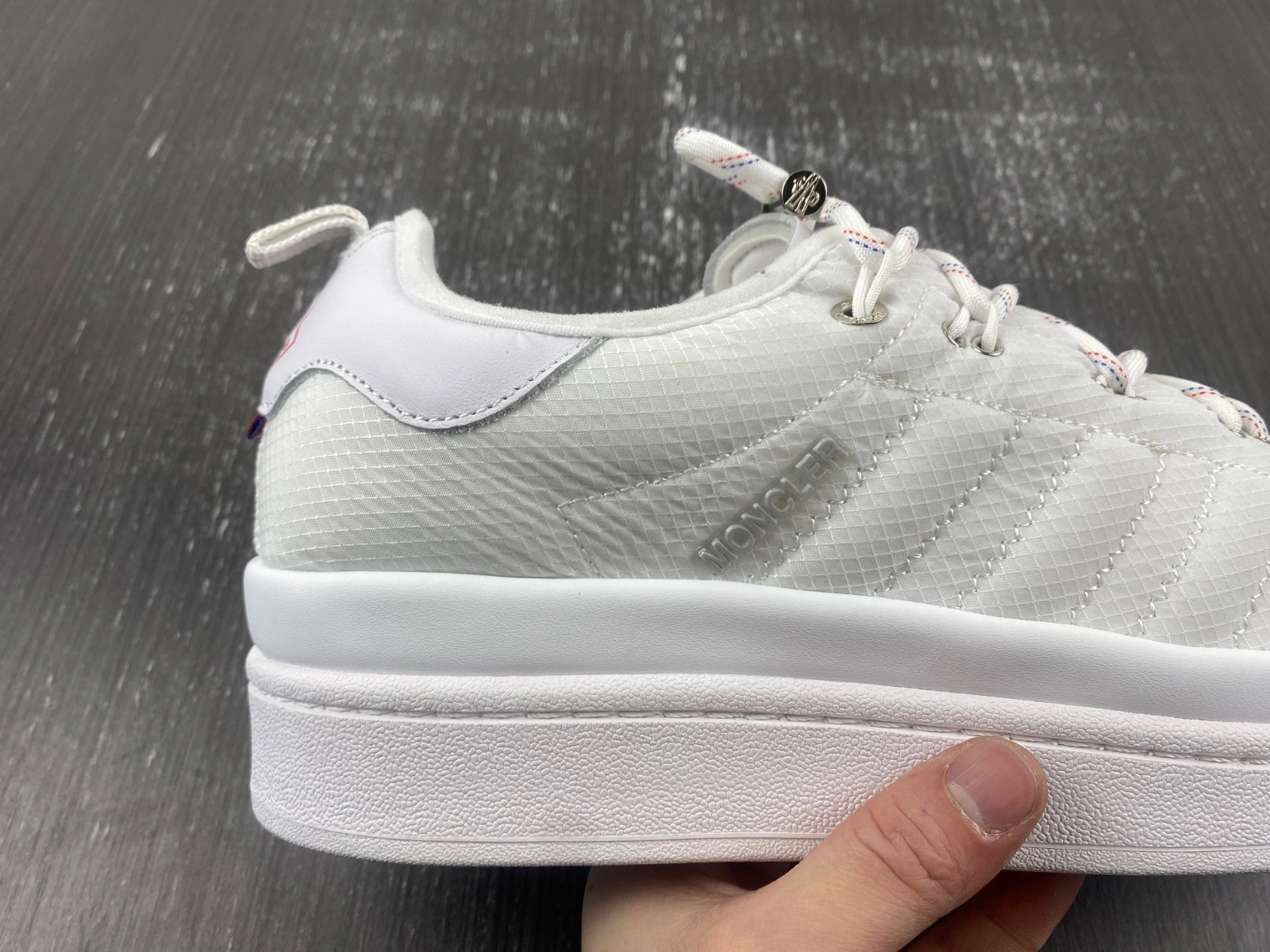 Campus M*oncler Core White IG Durable 2758