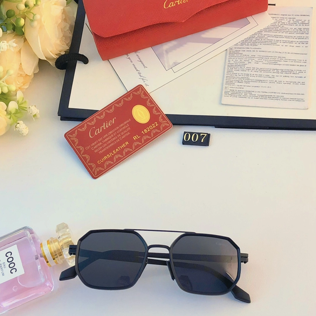 Functional C*artier Glasses Top XX 20240717- 16857