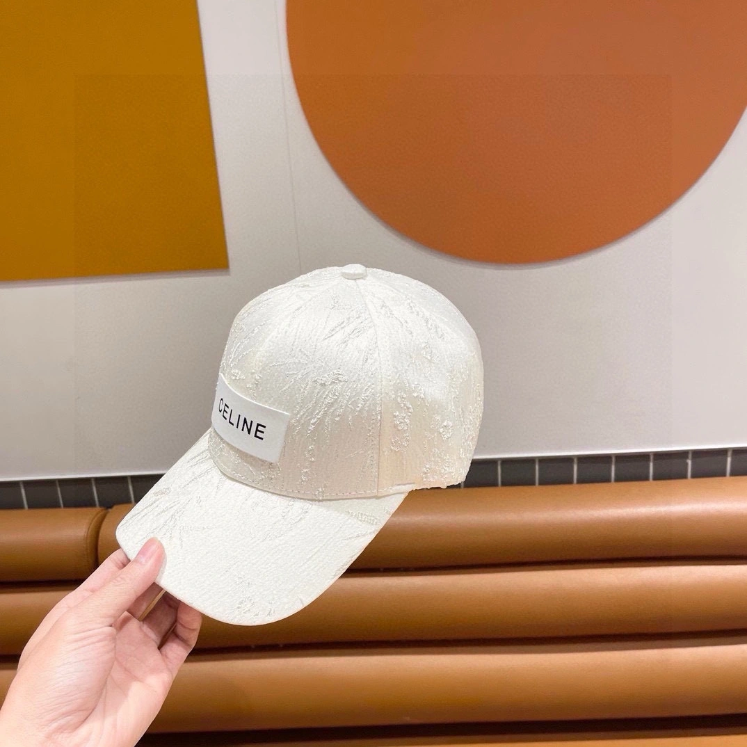 Thermal C*eline Hats Top XX20250408- 17543