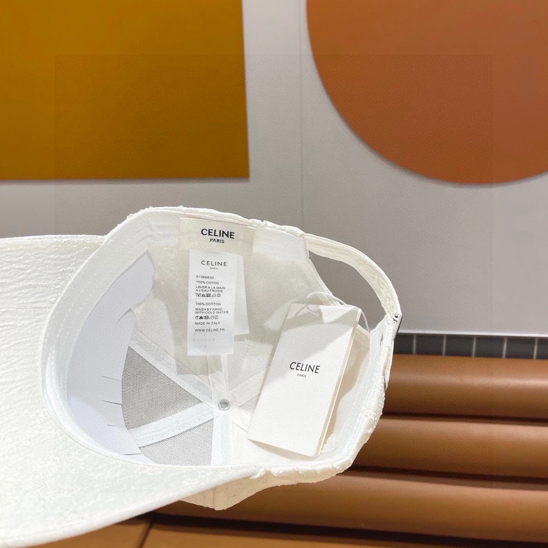 Thermal C*eline Hats Top XX20250408- 17543