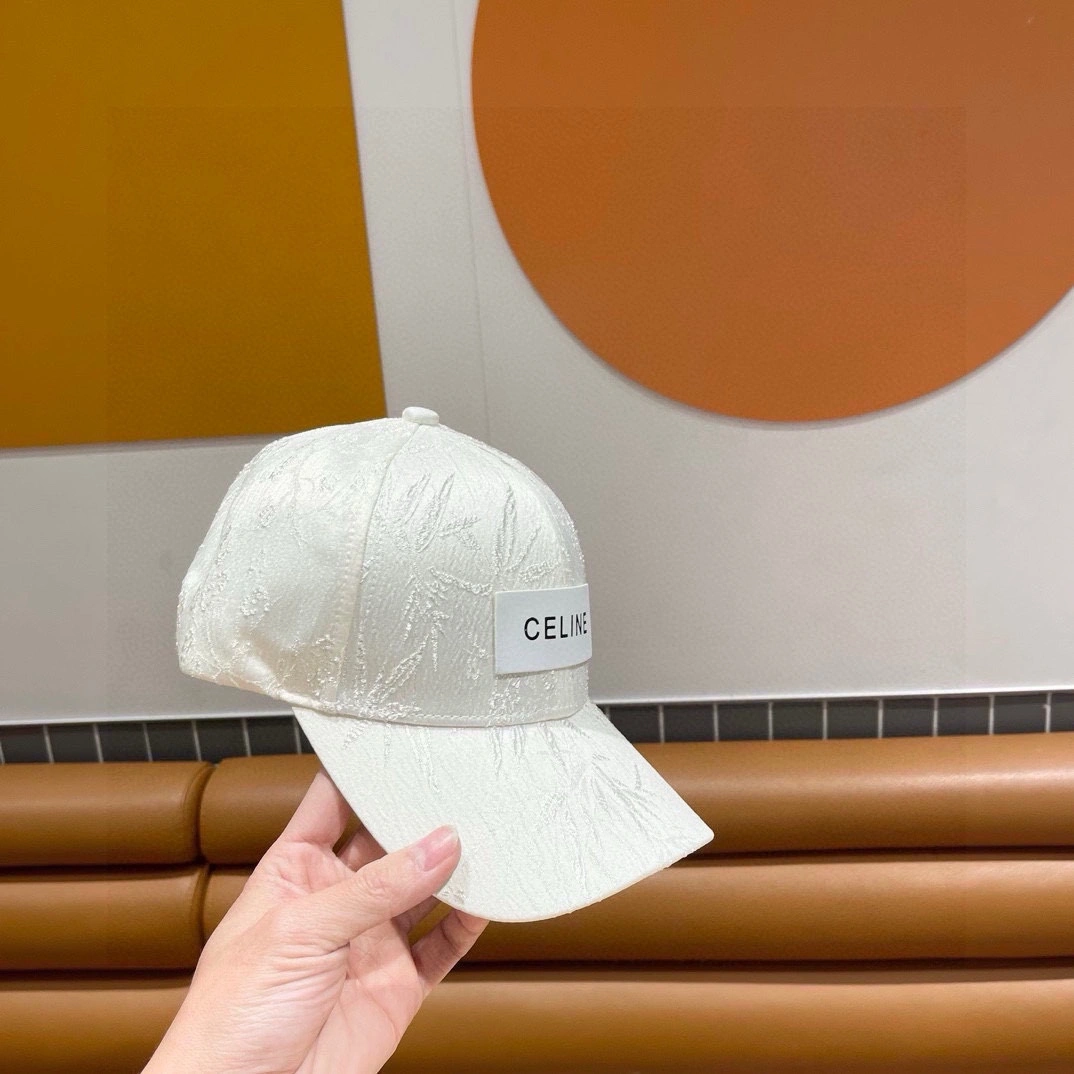 Thermal C*eline Hats Top XX20250408- 17543