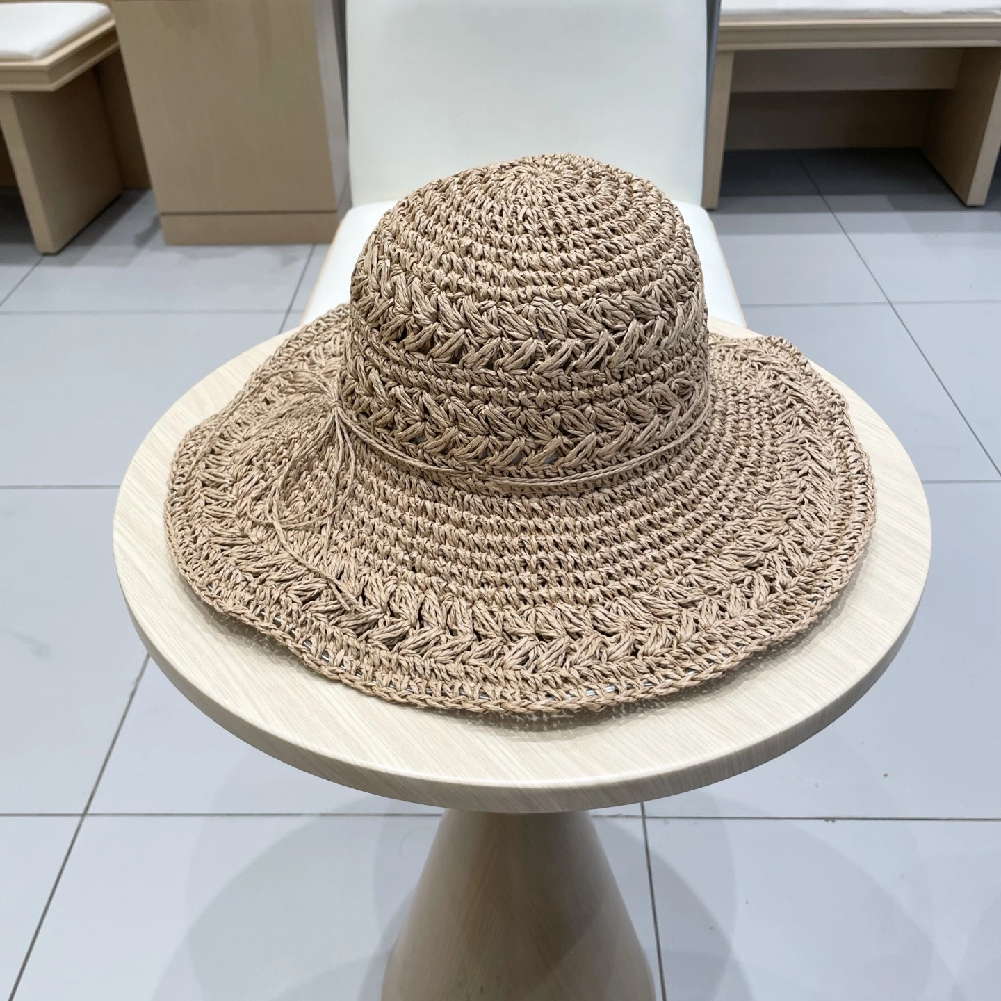 Unique C*eline Hats Top XX20250413- 17257