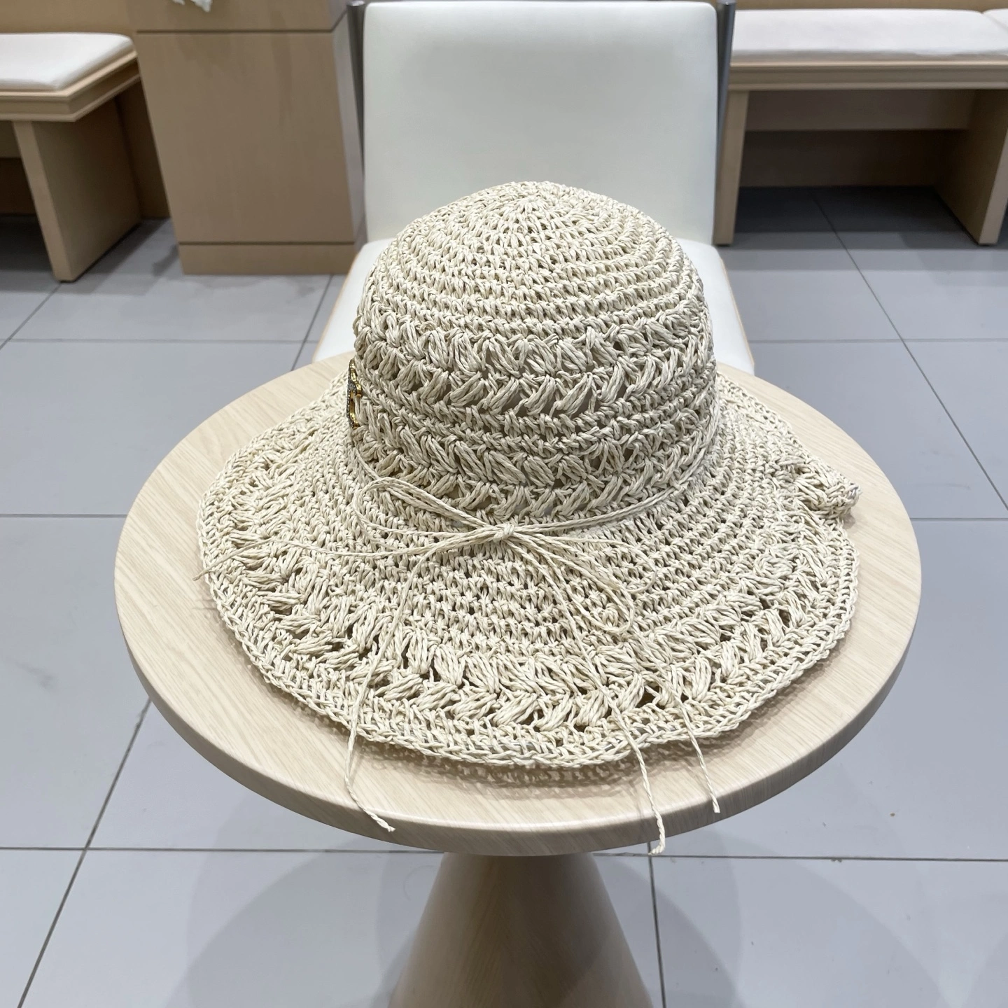 Unique C*eline Hats Top XX20250413- 17257