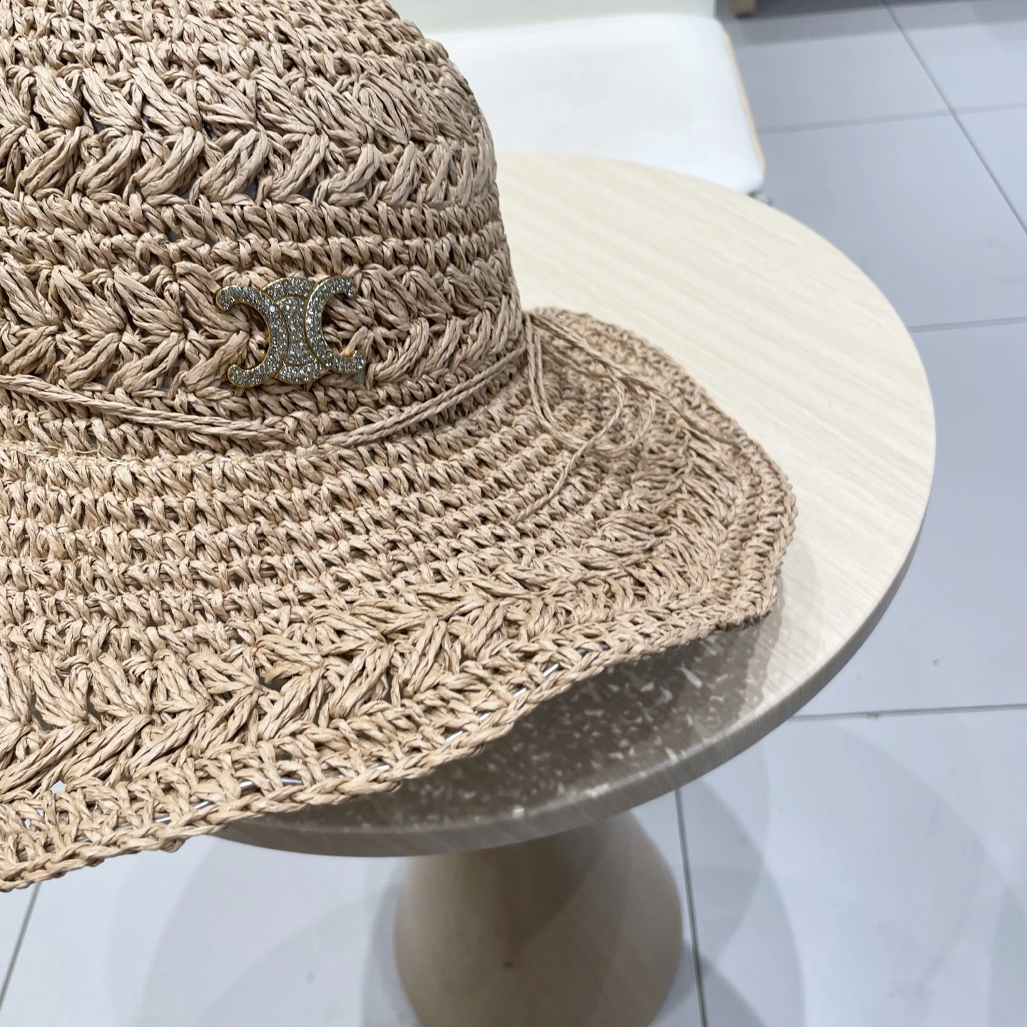 Unique C*eline Hats Top XX20250413- 17257