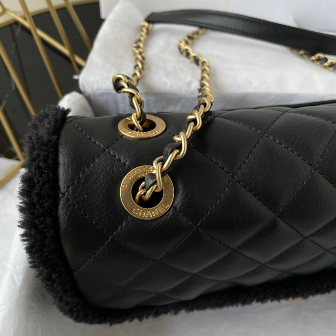 C*hanel Crossbody bag Top Quality HT 20231011-18 26X15X7.5cm Minimalist 8929