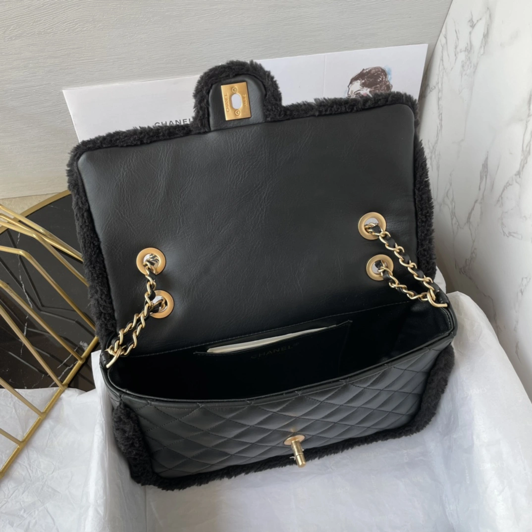 C*hanel Crossbody bag Top Quality HT 20231011-18 26X15X7.5cm Minimalist 8929