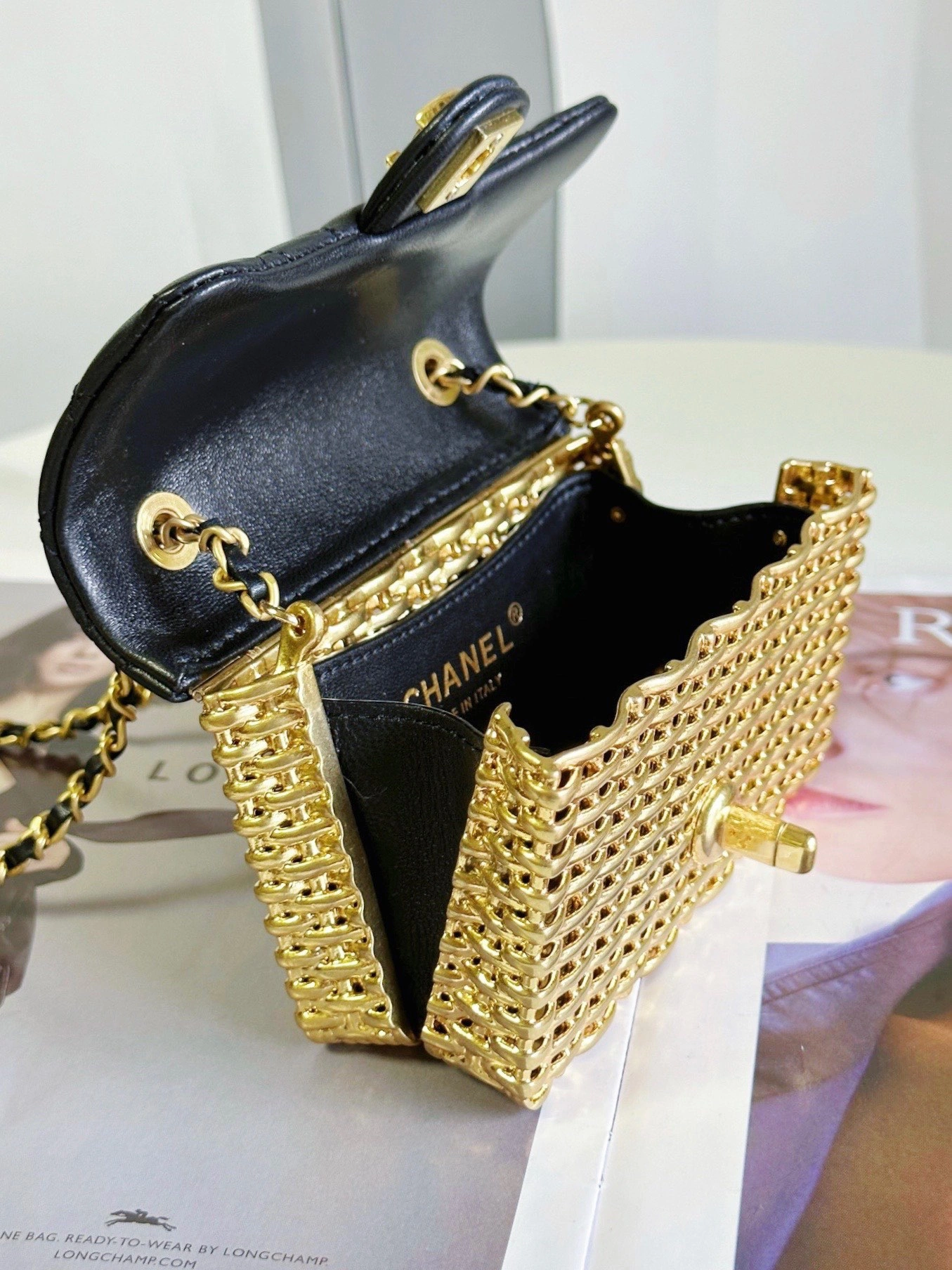 C*hanel Crossbody bag Top Quality HT 20231011-2 12.5x8.5x4CM ComfortFit 8942