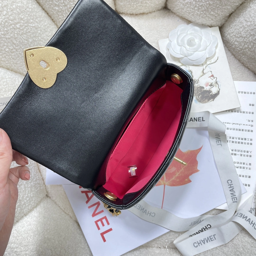 Attractive C*hanel Crossbody bag Top Quality HT 20231012-100 18X13.5X5.5cm 8839