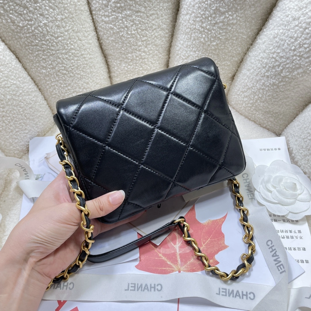 Attractive C*hanel Crossbody bag Top Quality HT 20231012-100 18X13.5X5.5cm 8839