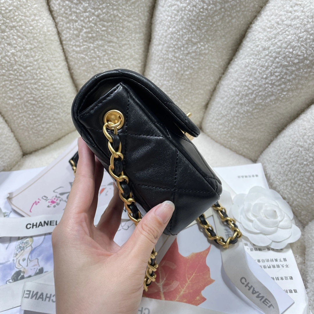 Attractive C*hanel Crossbody bag Top Quality HT 20231012-100 18X13.5X5.5cm 8839