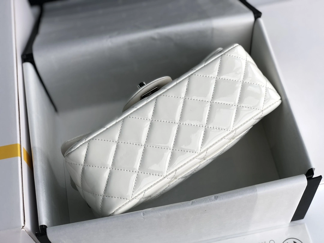 TravelReady C*hanel Crossbody bag Top Quality HT 20231012-105 20cm 8834