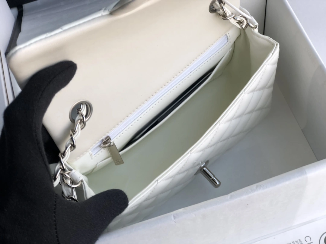 TravelReady C*hanel Crossbody bag Top Quality HT 20231012-105 20cm 8834