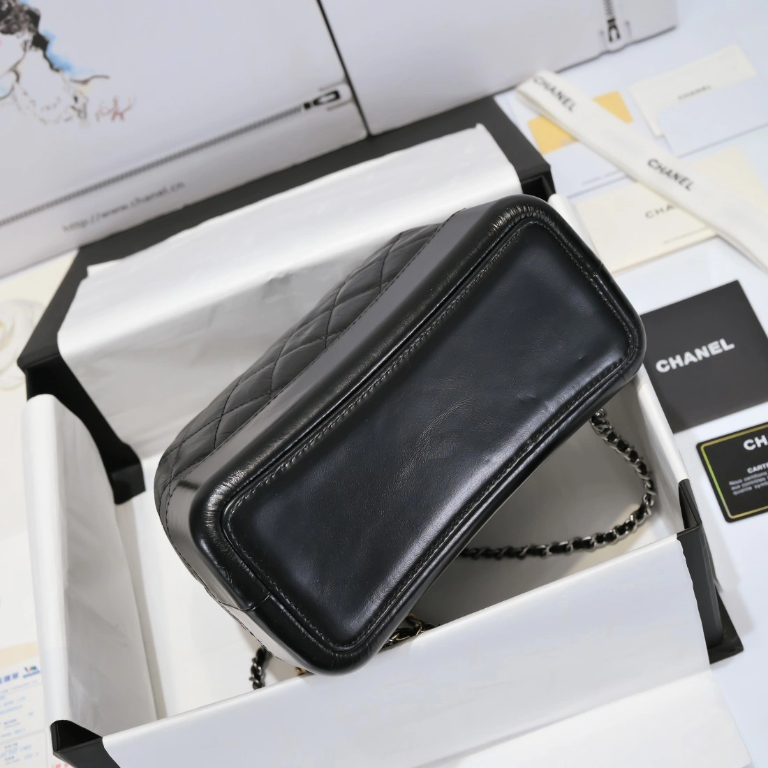 Resilient C*hanel Crossbody bag Top Quality HT 20231012-35 23×22.5×10.5cm 8902