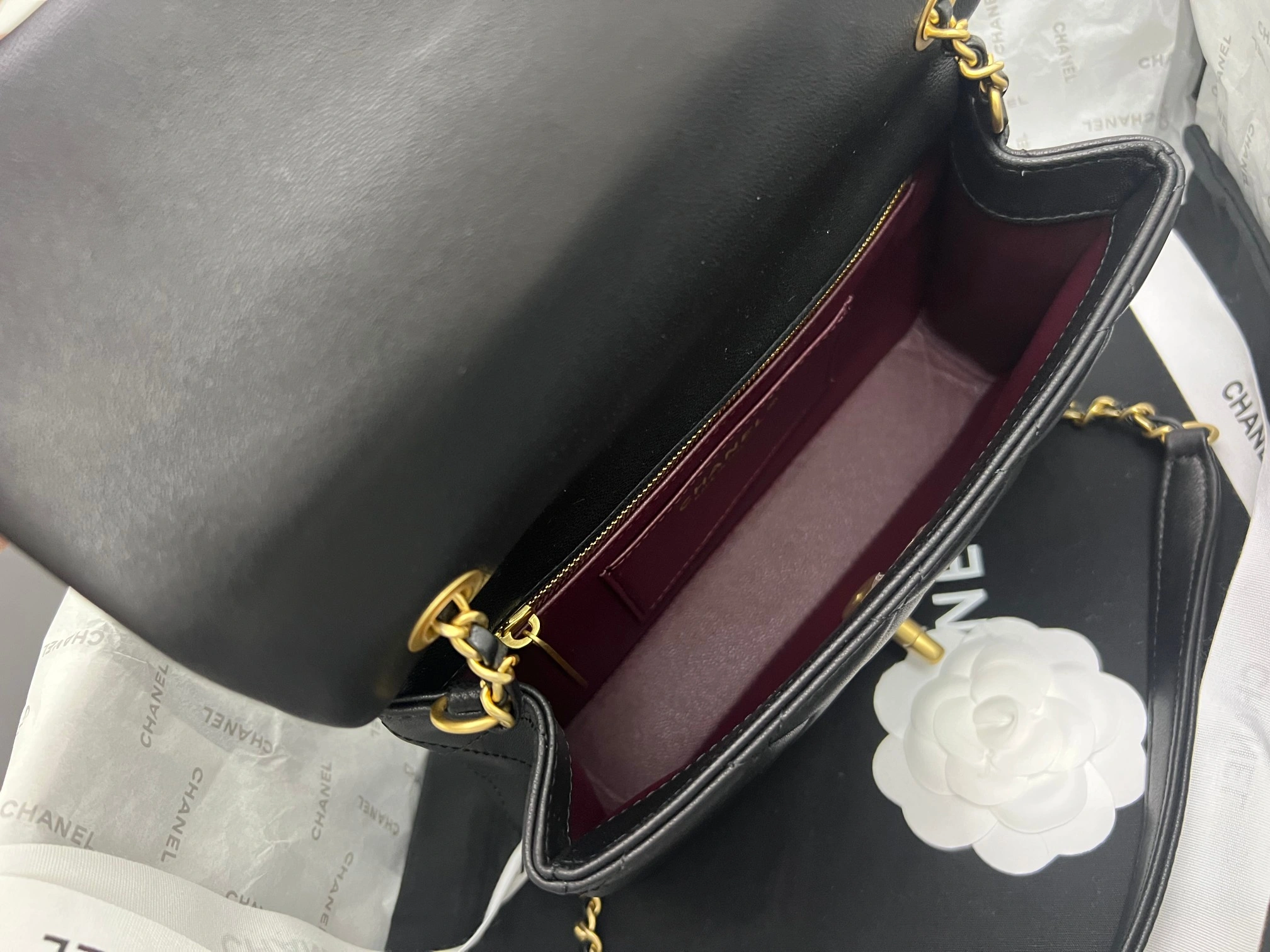 Flexible C*hanel Crossbody bag Top Quality HT 20231012-62 12.5*21*6 cm 8877