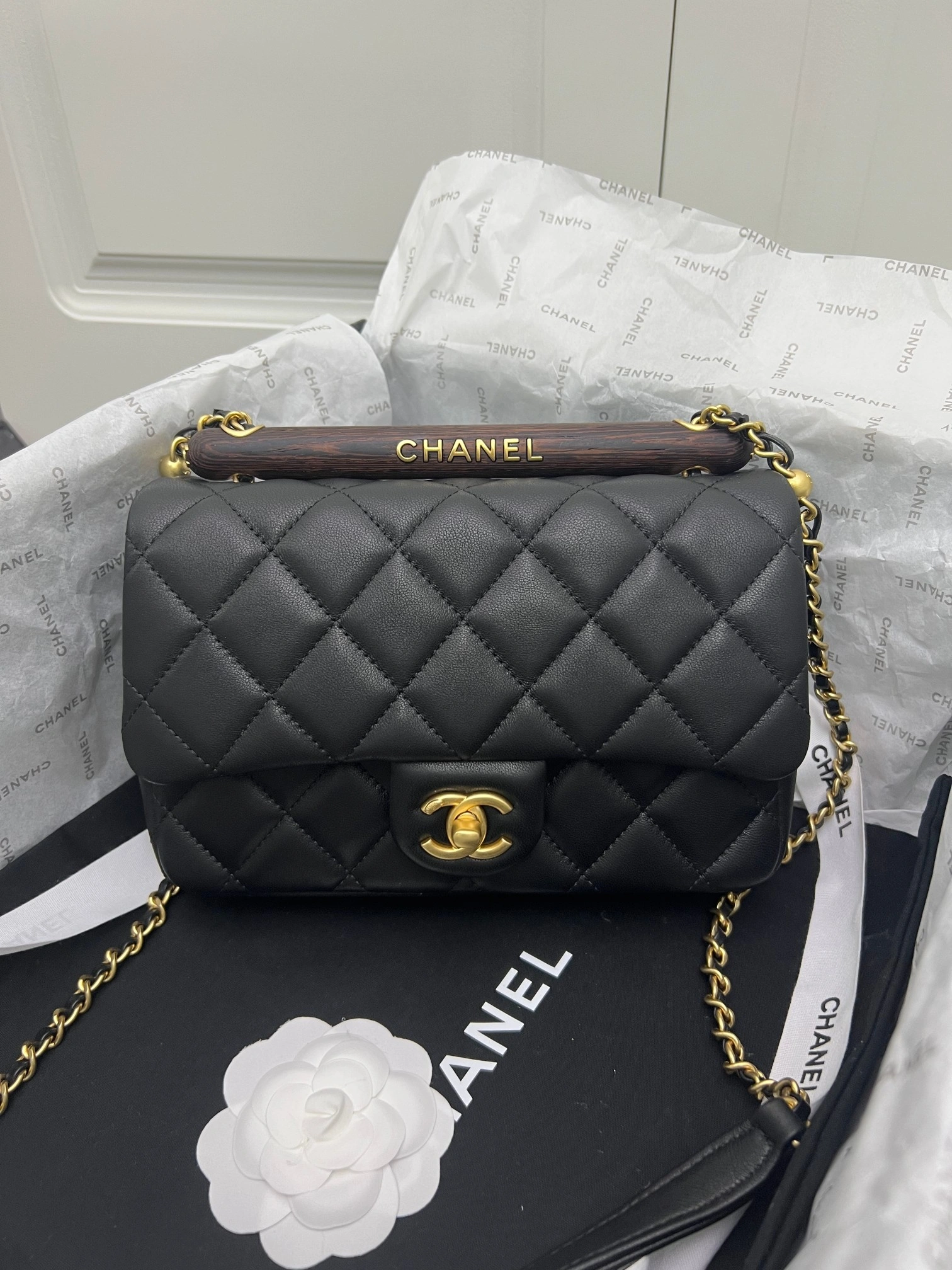 Flexible C*hanel Crossbody bag Top Quality HT 20231012-62 12.5*21*6 cm 8877