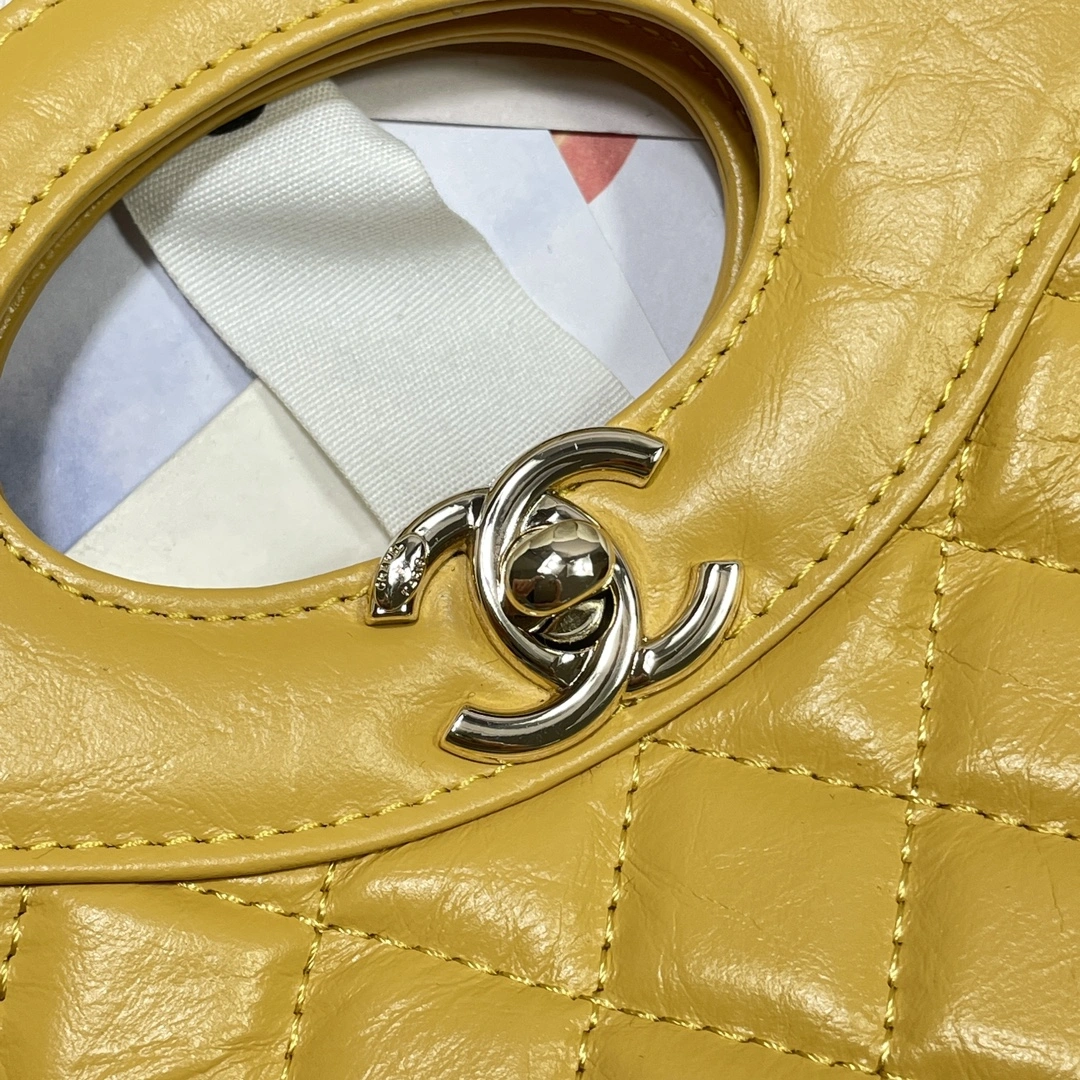 Timeless C*hanel Crossbody bag Top Quality HT 20231012-91 22x23x5.5cm 8848