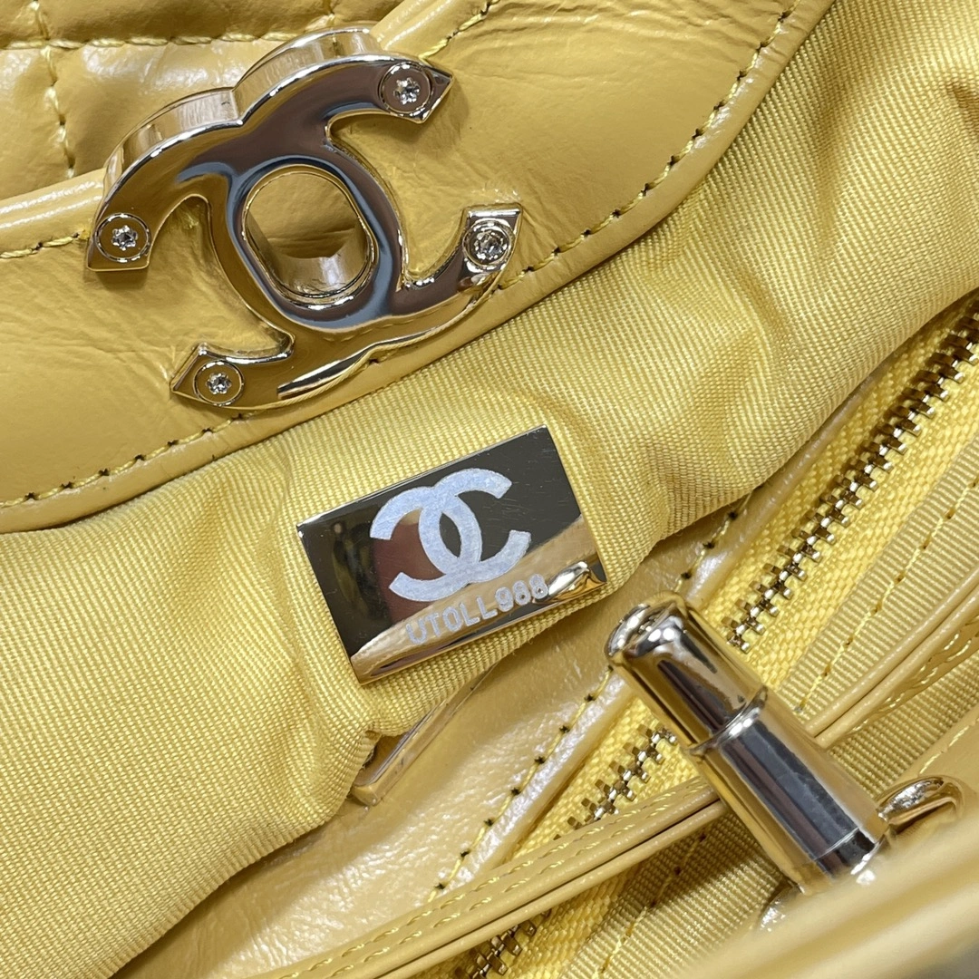 Timeless C*hanel Crossbody bag Top Quality HT 20231012-91 22x23x5.5cm 8848
