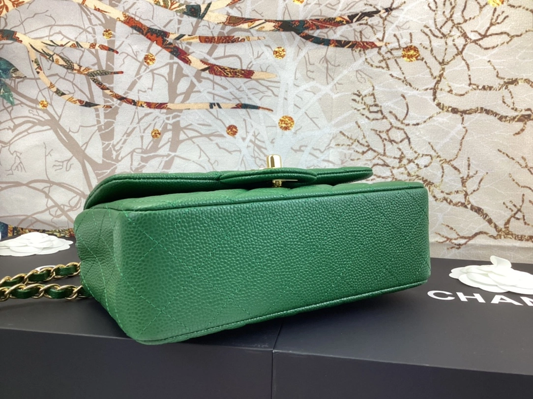 Timeless C*hanel Crossbody bag Top Quality HT 20231013-12 20cm 8823