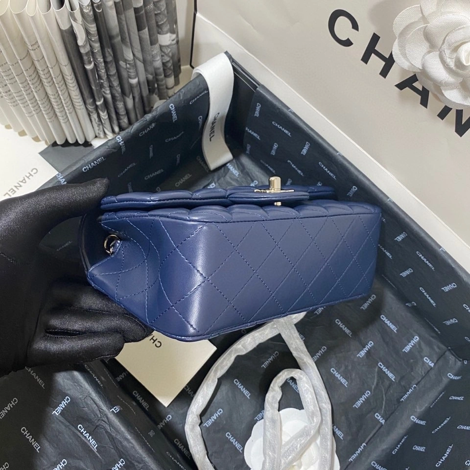 C*hanel Crossbody bag Top Quality HT 20231013-25 20cm UrbanStyle 8810