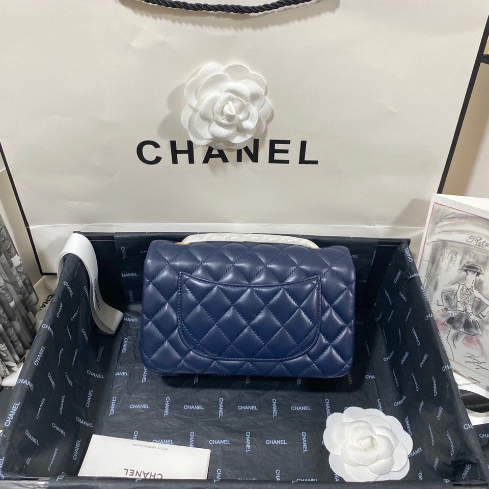 Efficient C*hanel Crossbody bag Top Quality HT 20231013-26 20cm 8809