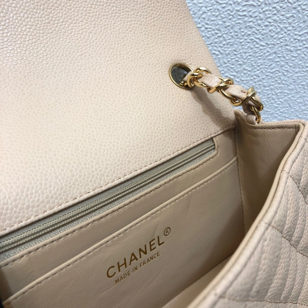 Durable C*hanel Crossbody bag Top Quality HT 20231013-29 20cm 8806