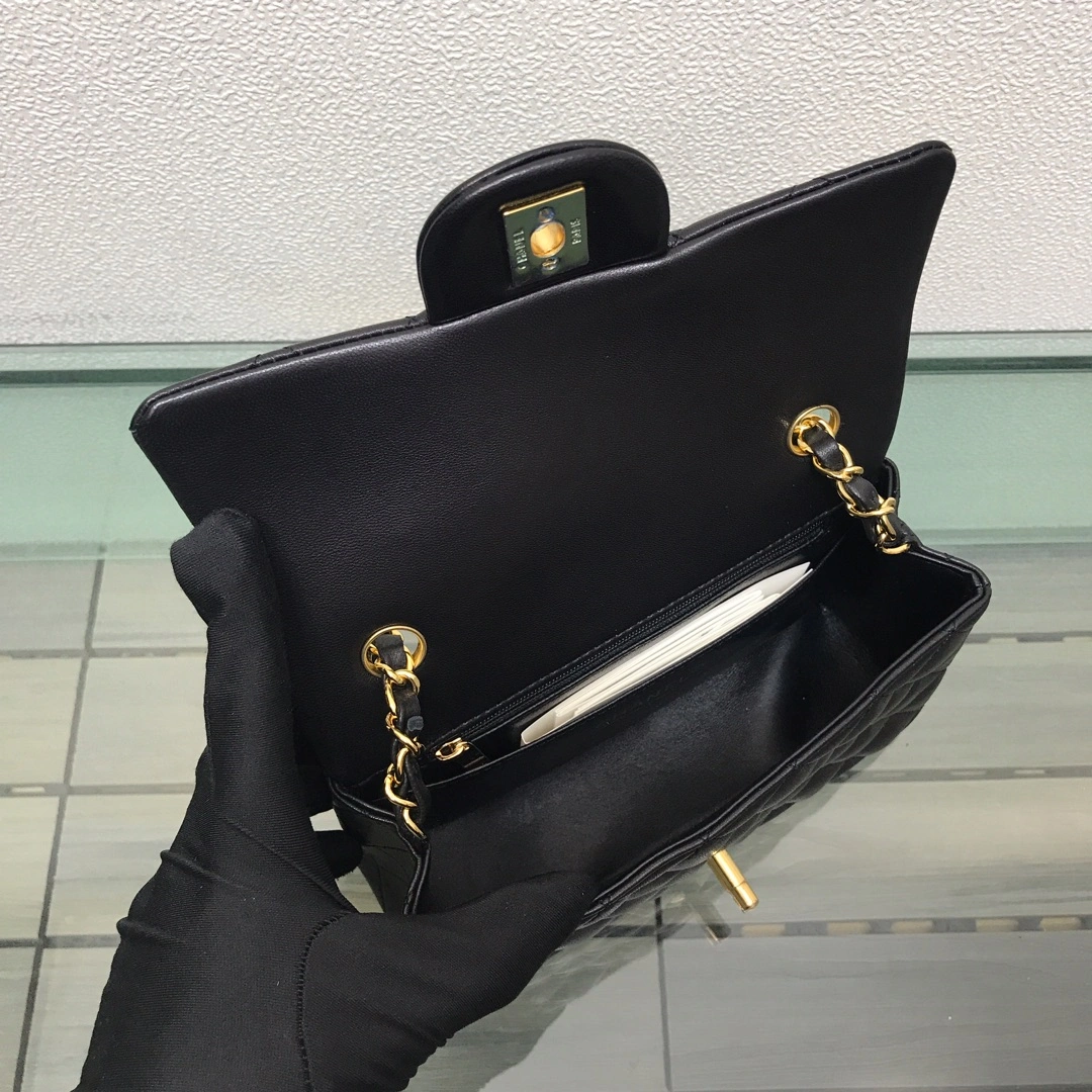 Comfortable C*hanel Crossbody bag Top Quality HT 20231013-41 20cm 8794