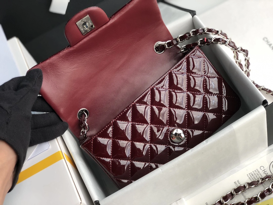 C*hanel Crossbody bag Top Quality HT 20231013-5 20cm EyeCatching 8830