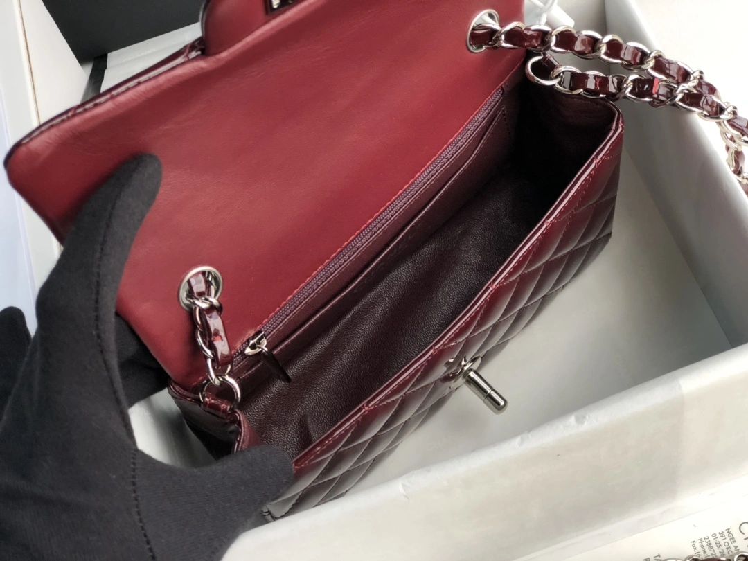 C*hanel Crossbody bag Top Quality HT 20231013-5 20cm EyeCatching 8830