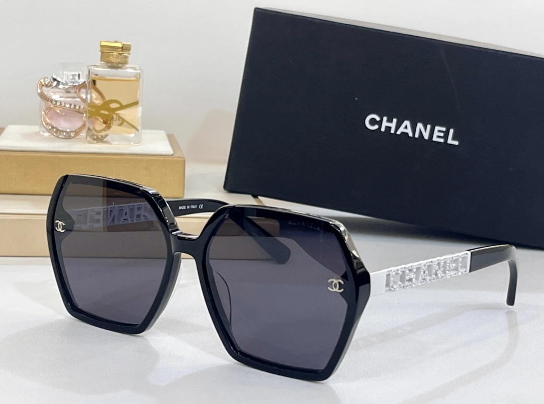 EyeCatching C*hanel Glasses Top XX 20240401- 16991