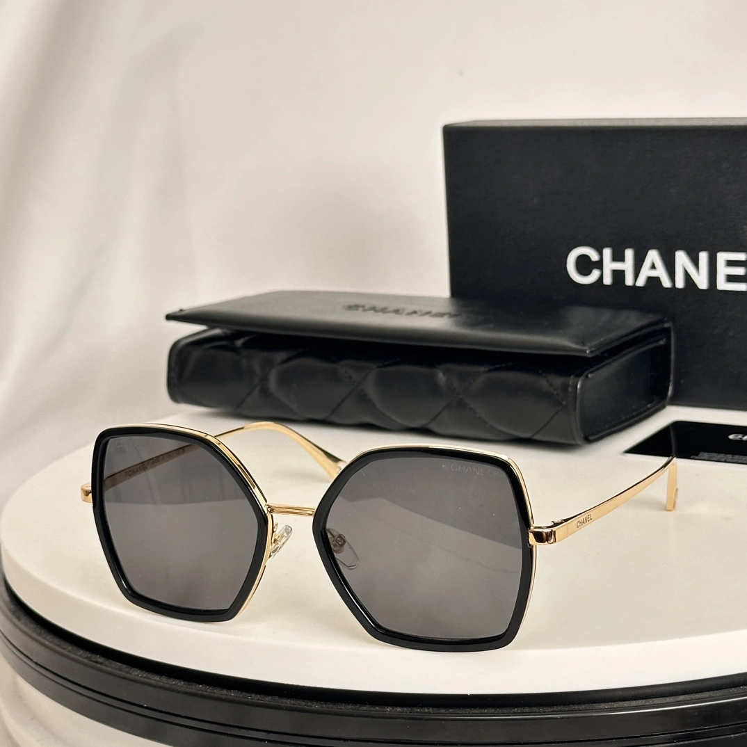 C*hanel Glasses Top XX 20240406- Snug 16987