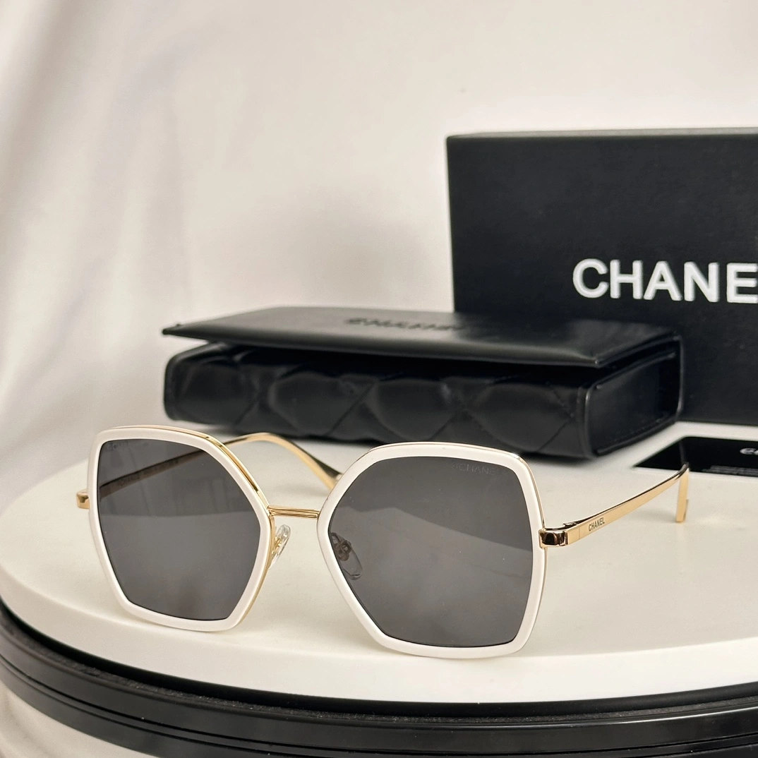 C*hanel Glasses Top XX 20240406- Snug 16987