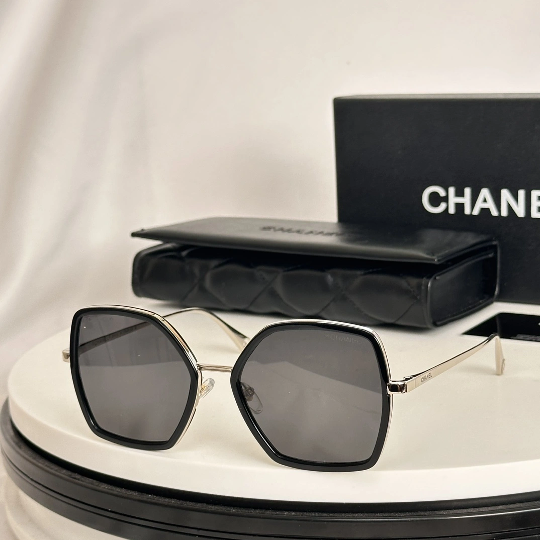 C*hanel Glasses Top XX 20240406- Snug 16987