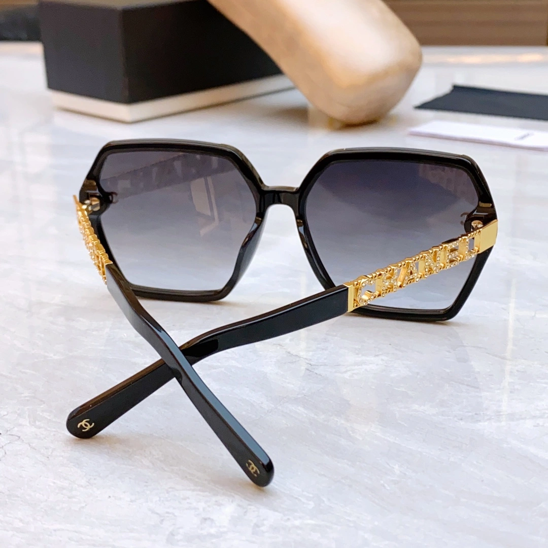 Bright C*hanel Glasses Top XX 20240410- 16981