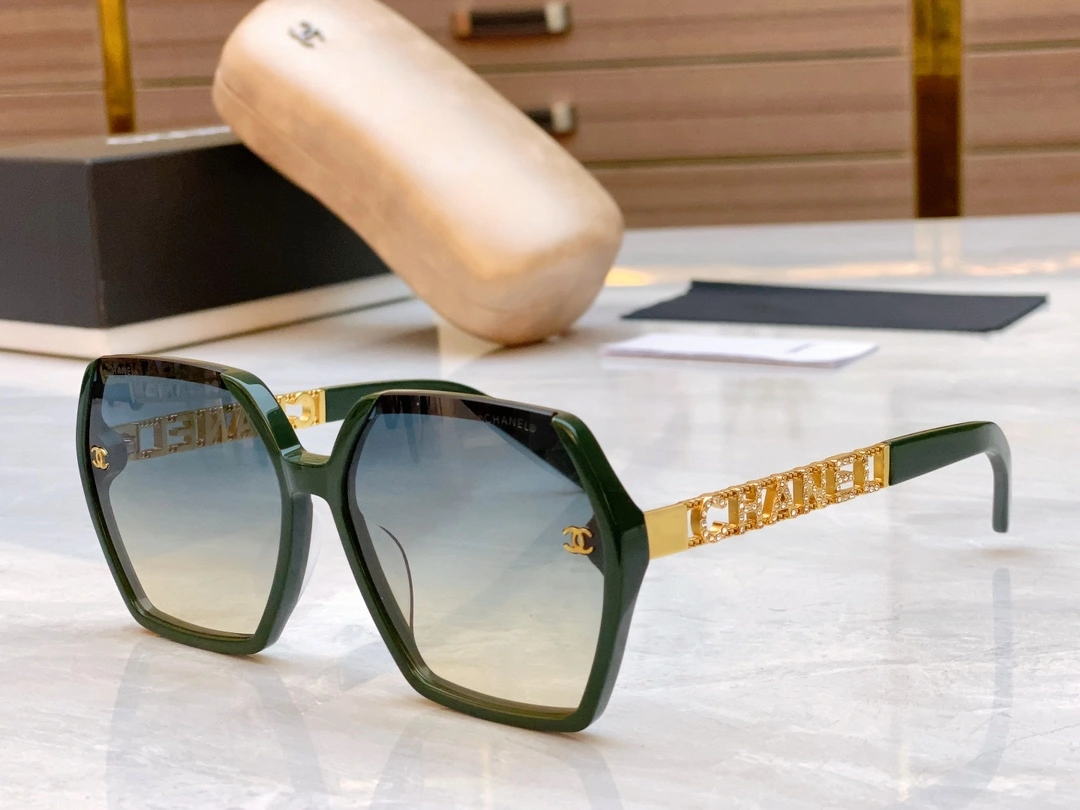 Bright C*hanel Glasses Top XX 20240410- 16981