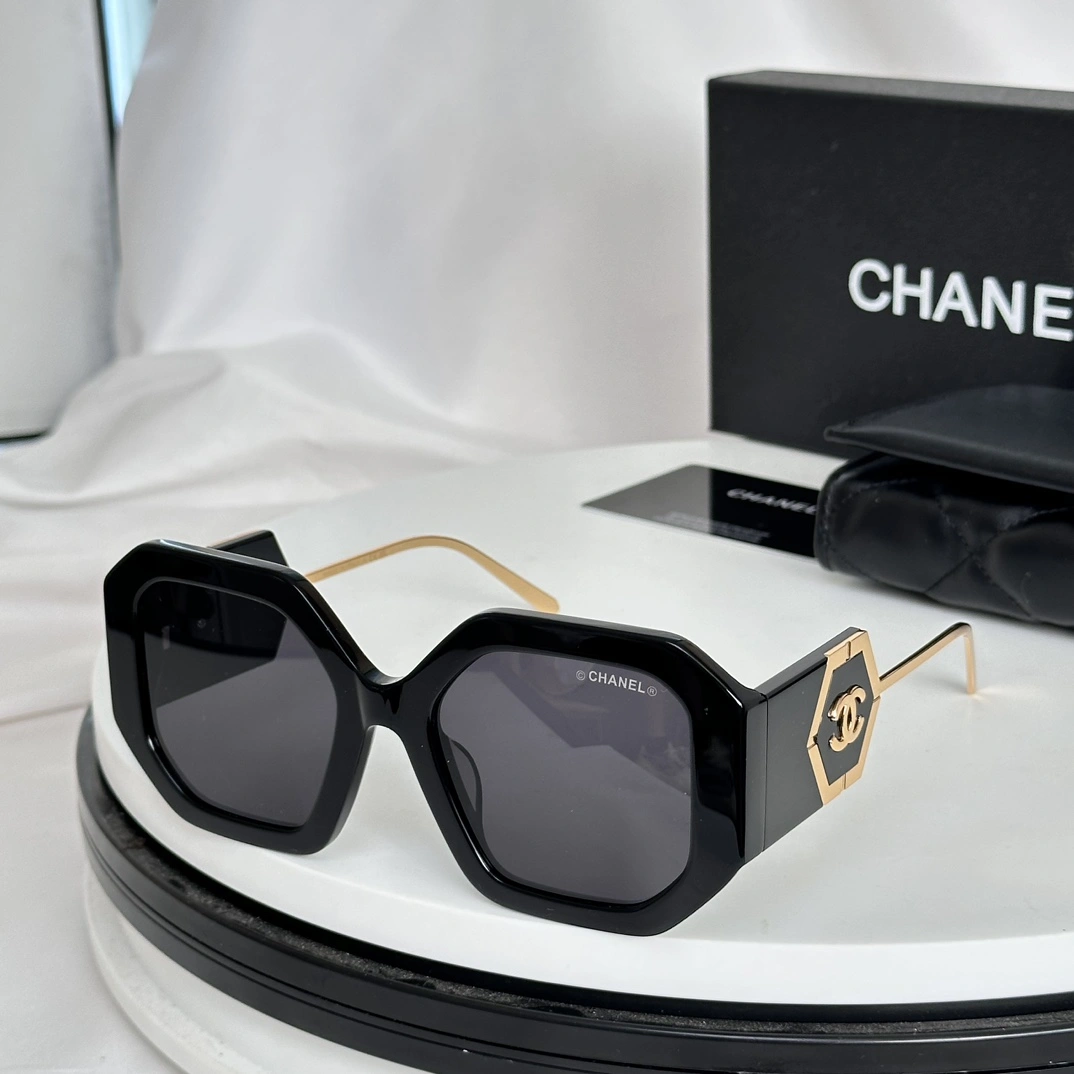 C*hanel Glasses Top XX 20240506- GoAnywhere 16967