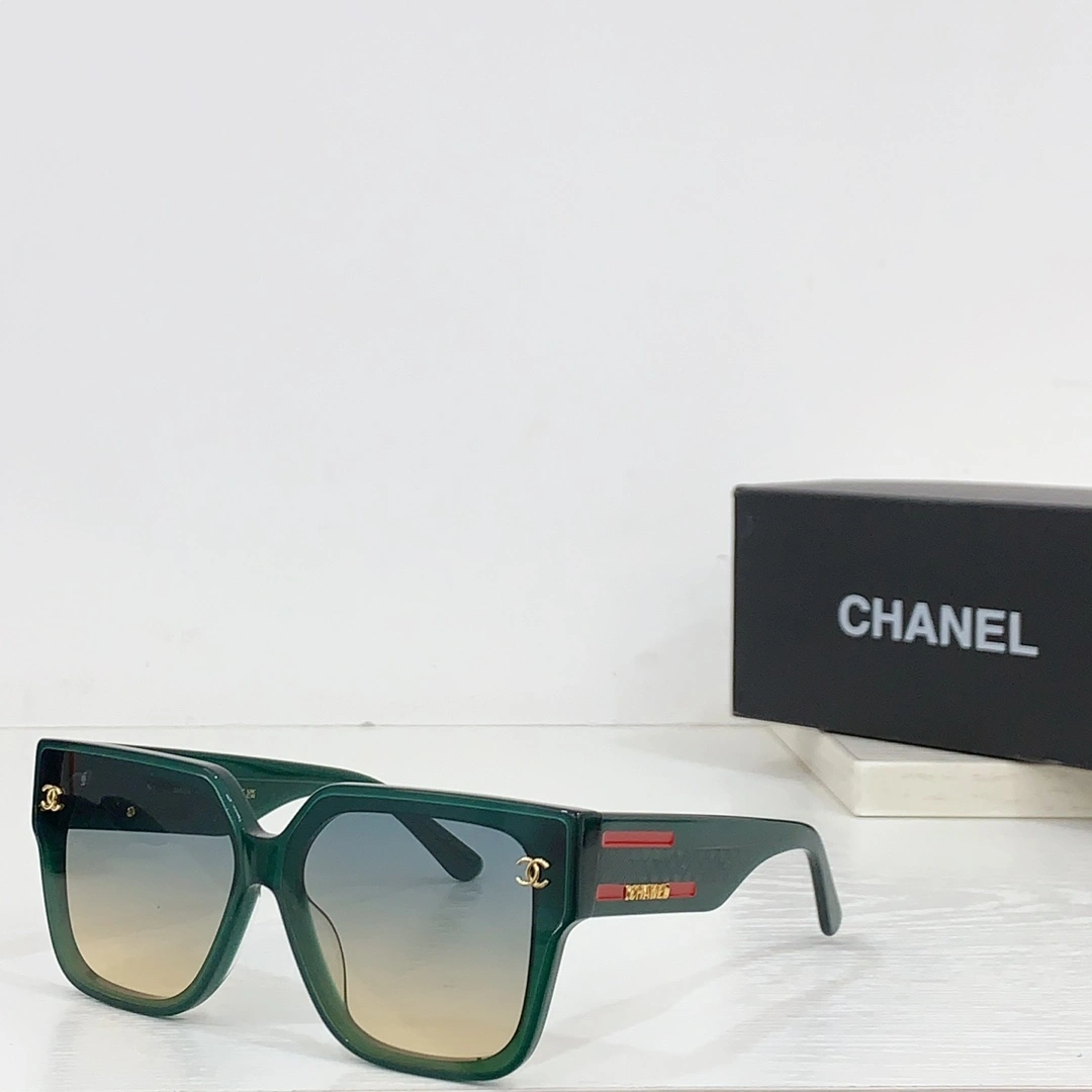 UrbanChic C*hanel Glasses Top XX 20240513- 16956