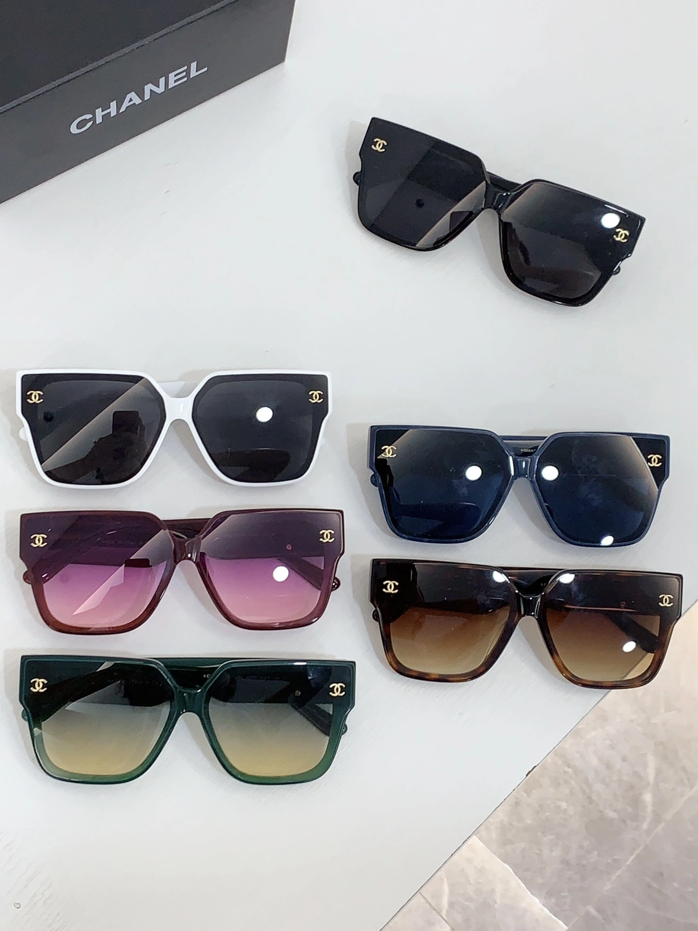 UrbanChic C*hanel Glasses Top XX 20240513- 16956