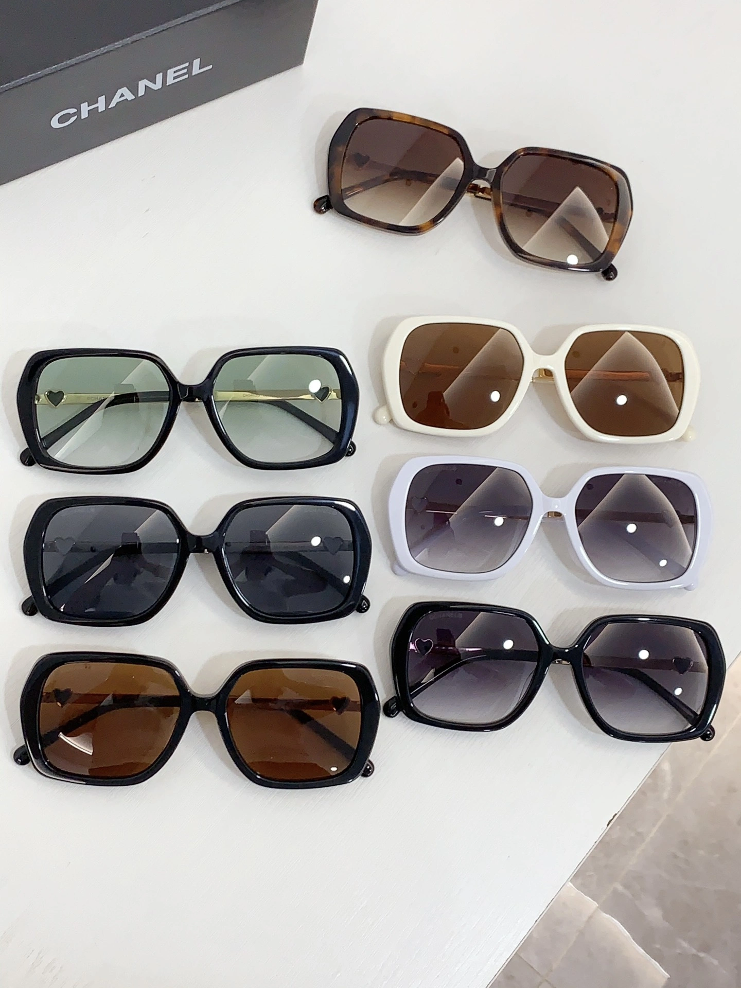 Sporty C*hanel Glasses Top XX 20240702- 16946