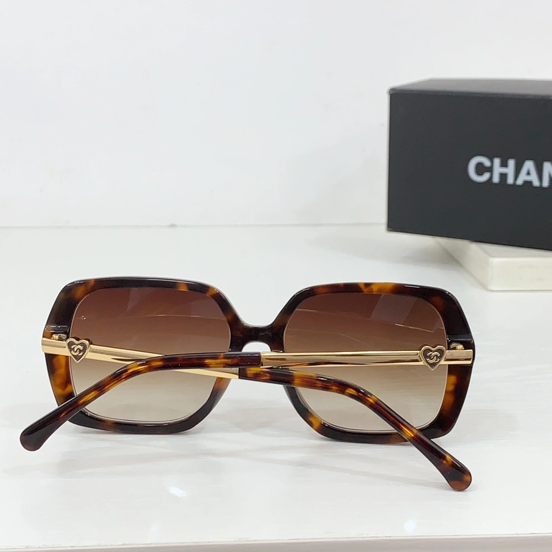 Sporty C*hanel Glasses Top XX 20240702- 16946