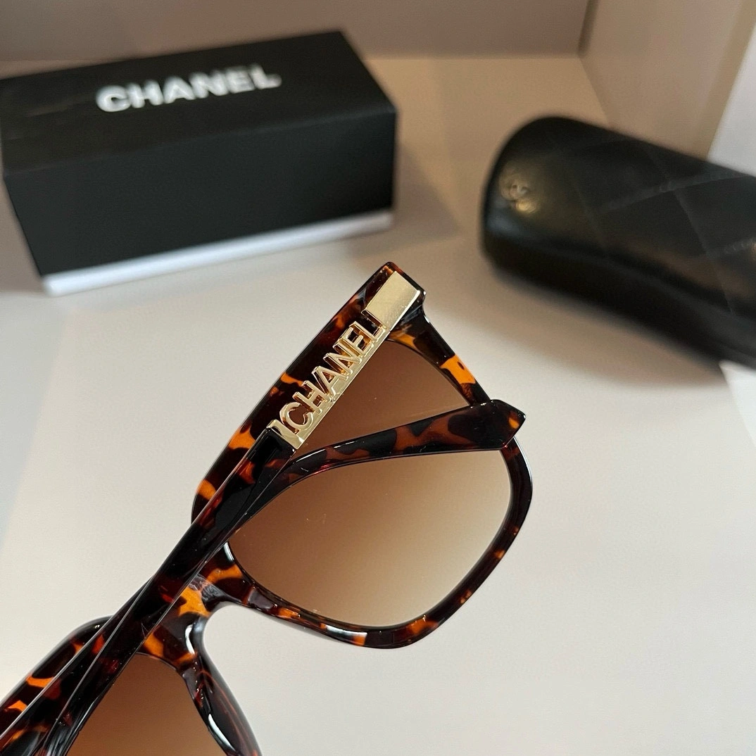 C*hanel Glasses Top XX 20240721- OnTrend 16929