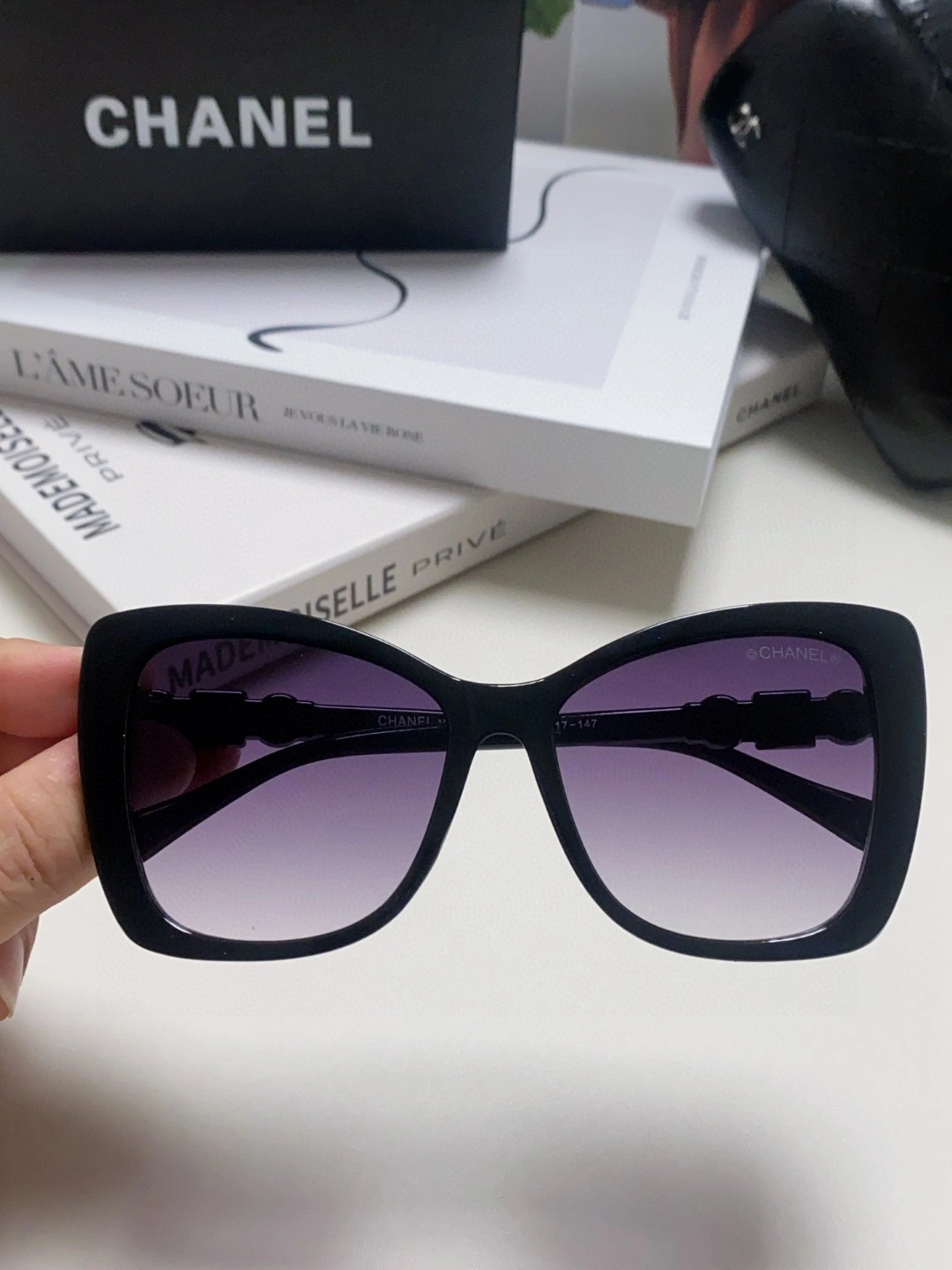 C*hanel Glasses Top XX 20250402- UrbanStyle 16897