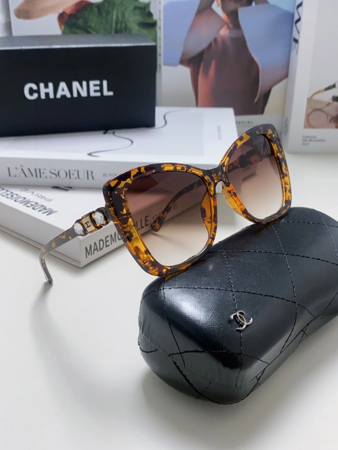 C*hanel Glasses Top XX 20250402- UrbanStyle 16897