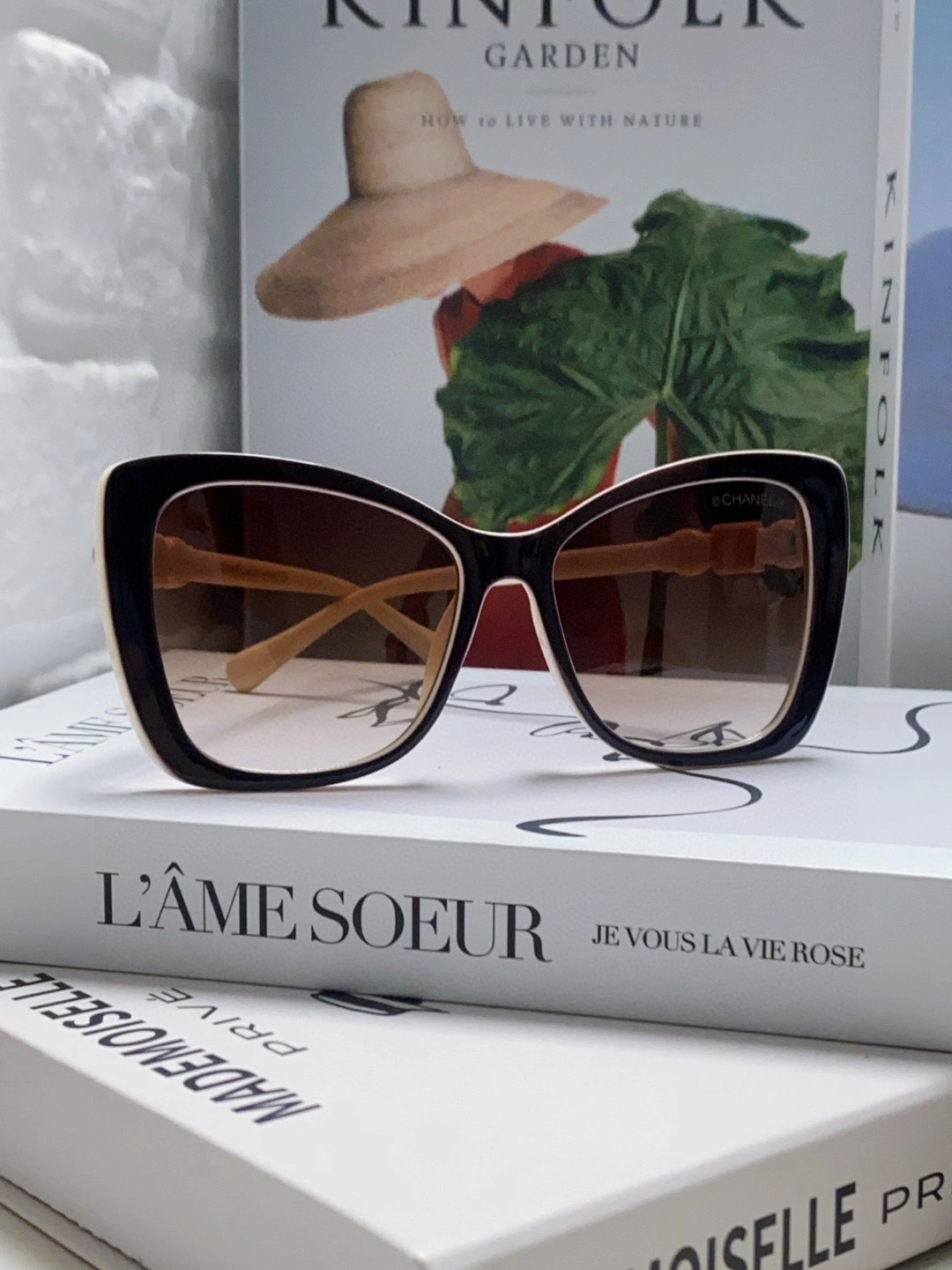 C*hanel Glasses Top XX 20250402- UrbanStyle 16897