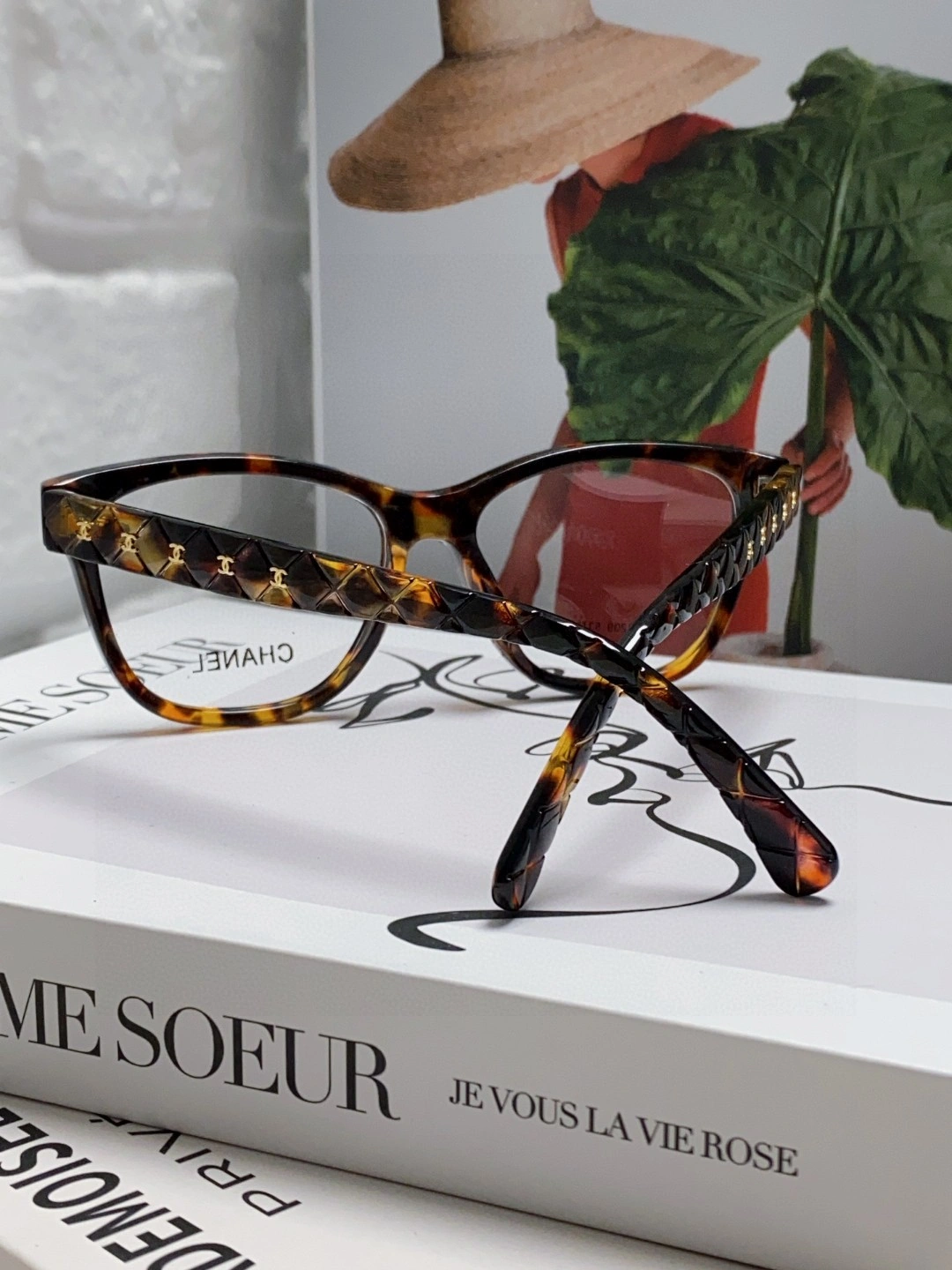 C*hanel Glasses Top XX 20250402- Lightweight 16896