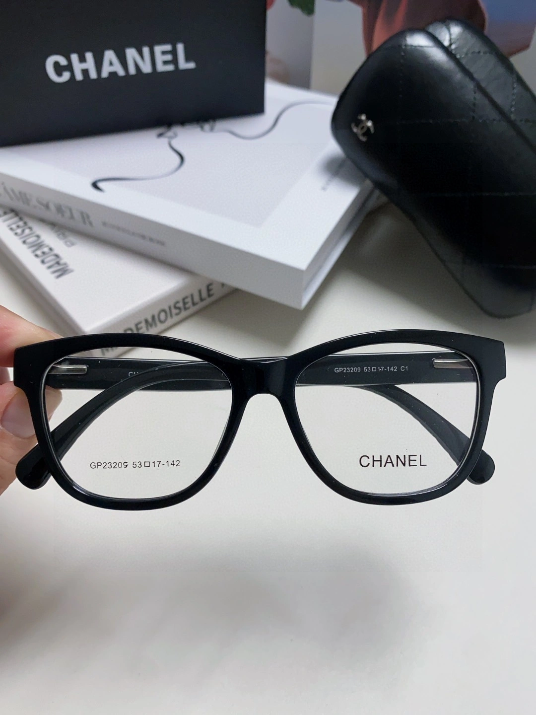 C*hanel Glasses Top XX 20250402- Lightweight 16896