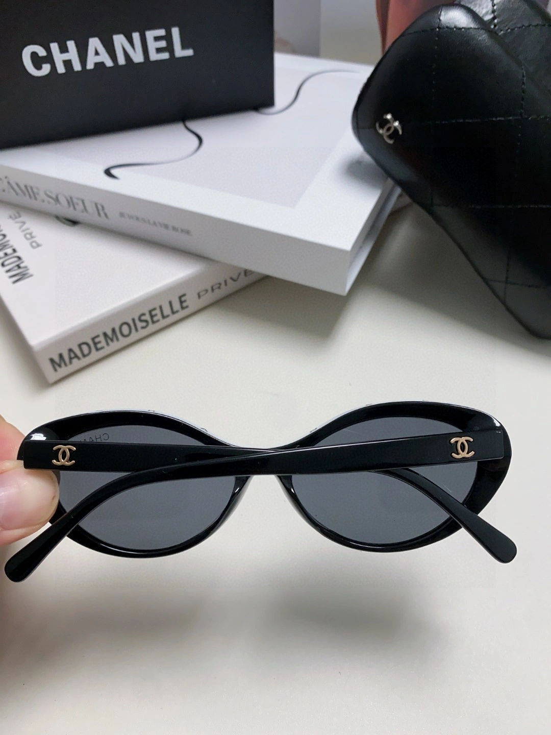 SoftTouch C*hanel Glasses Top XX 20250402- 16895