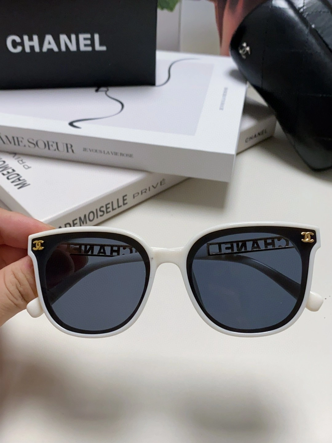 SoftTouch C*hanel Glasses Top XX 20250402- 16895