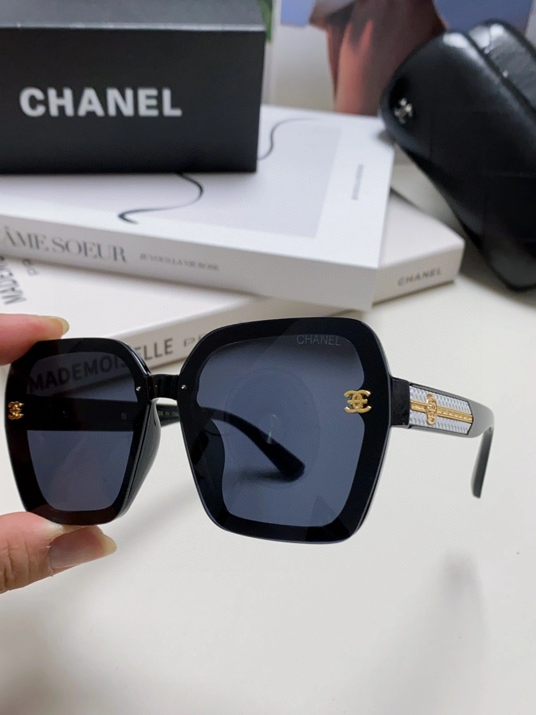 C*hanel Glasses Top XX 20250402- Tailored 16893